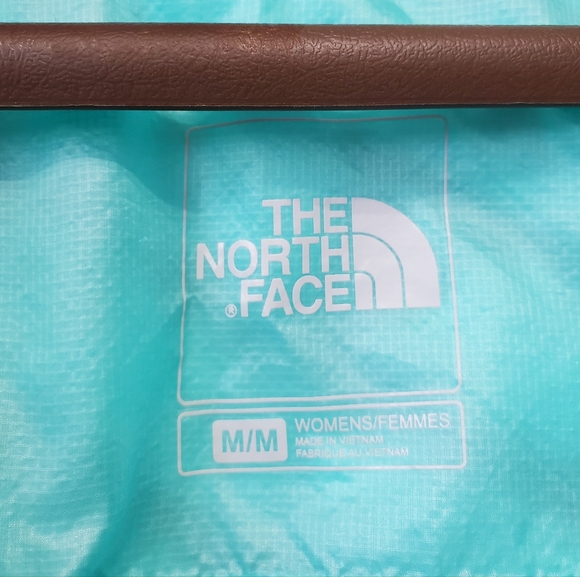 The North Face Thermoball Hooded Jacket - Picture 3 of 14